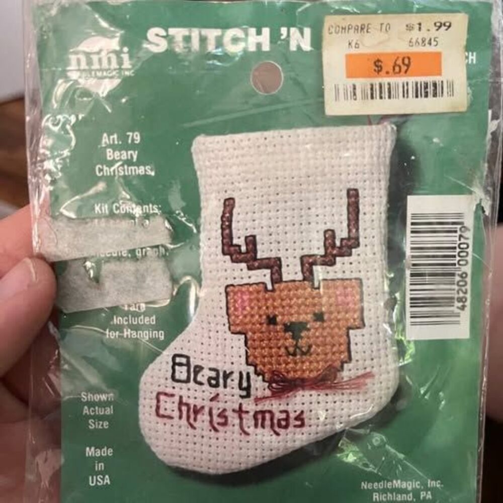NeedleMagic Inc. Stitch 'N Beary Christmas Cross Stitch Kit